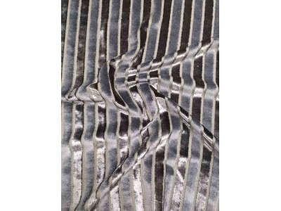 Плат за дамаска на райета