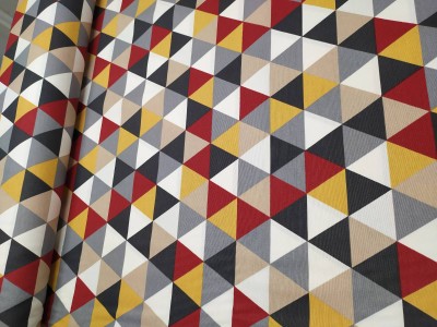 051790 - 01 Хидрофобиран плат  на триъгълници