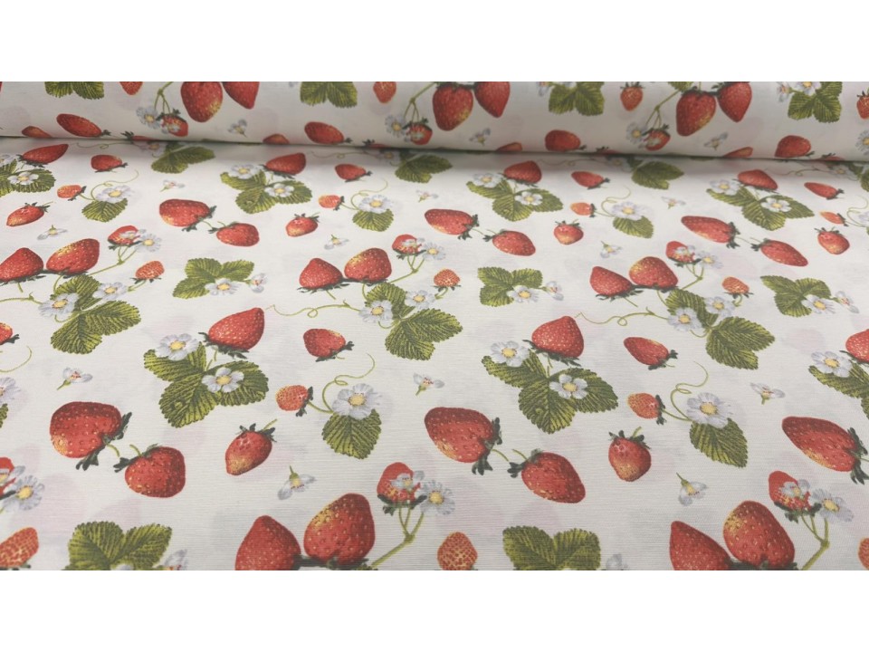 130533 - 01 Хидрофобиран плат с ягодки ма кремава основа 130533 - 01 Хидрофобиран плат с ягодки ма кремава основа