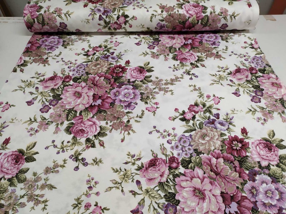 G - 12769/ 10  Хидрофобиран плат  с лилави цветя, подходящ за завеси, дамаски, покривки, тишлайфери, салфетки, чанти.