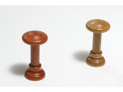 Държач за перде канела / меден дъб за 1 бр.